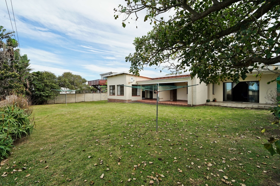 3 Bedroom Property for Sale in Kidds Beach Eastern Cape